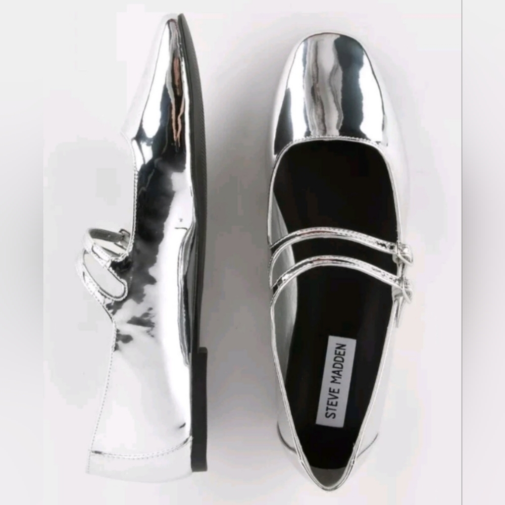 Steve Madden Silver Women's Flat Shoes.